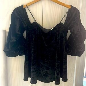 Caroline Constas
Gabriella Off-the-Shoulder Velvet Bustier Top, Black